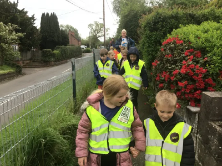 EC7EC1C3-D629-4AAE-A610-E052125FE74D