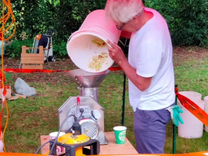 Apple Pressing Day 2023 d9637314-2d63-4e2f-8972-fc5affa9174a