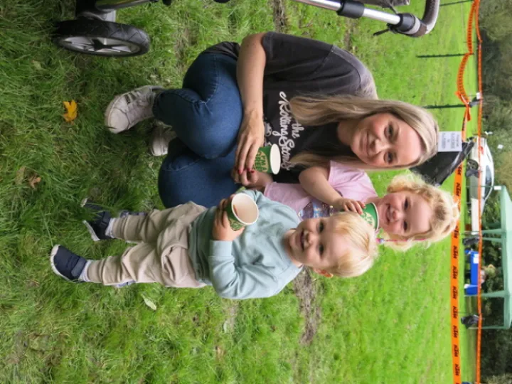 Apple Pressing 4  Delicious Apple juice