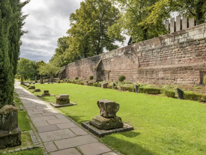 Chester City Walls – Roman Gardens