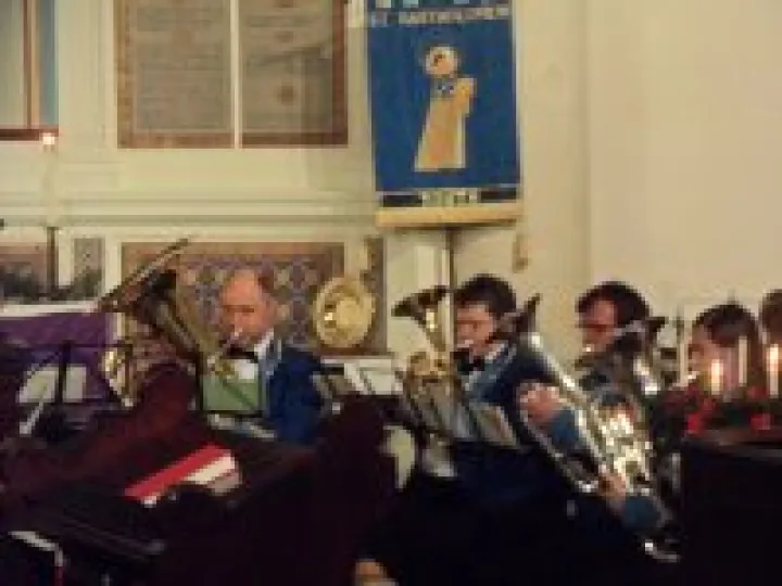 Carols round the tree