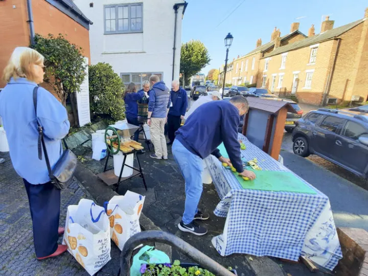 Apple pressing at Methodist Church 2024