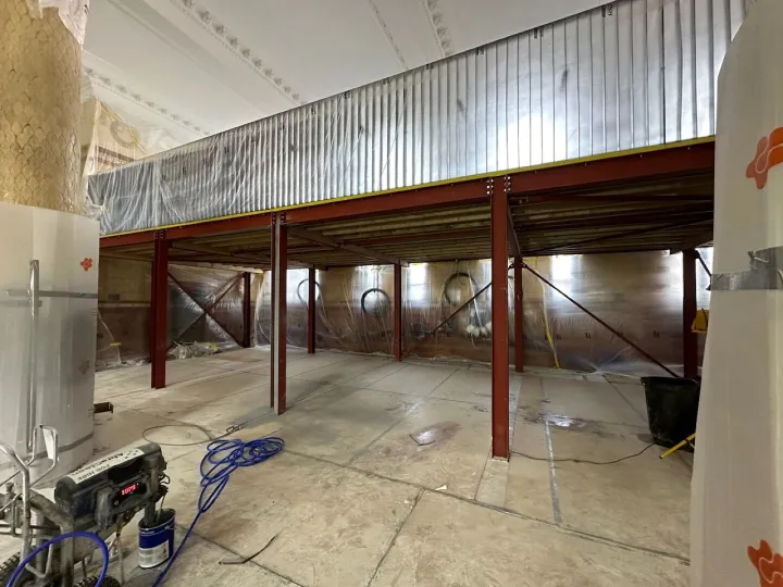 Industrial unit with raised mezzanine structure