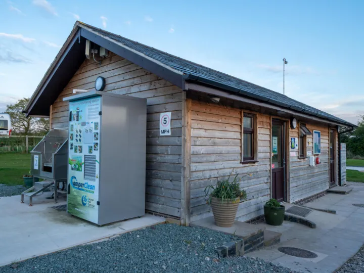 Toilet Block