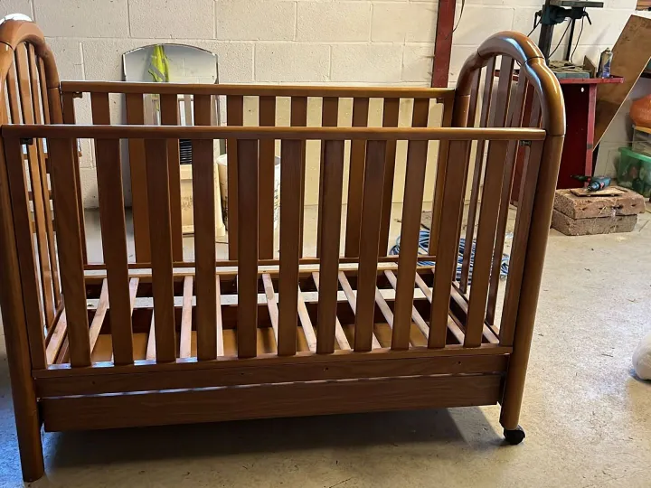 80ec39f6-B734-4b0d-8bf1-Bebebb0d9f5b